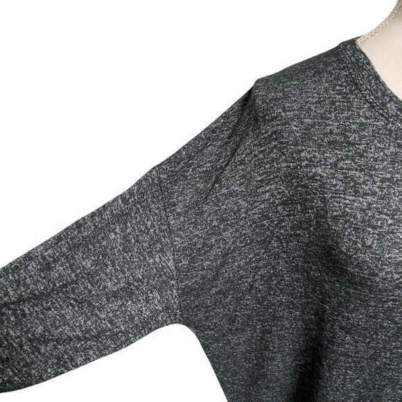 Athleta Black Gray Long Sleeve Relaxed Fit Tunic Top Size Medium - Picture 4 of 12